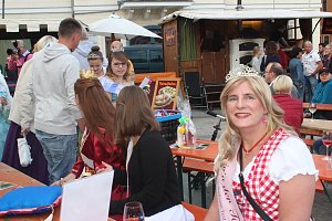 Weinprinzessin Shantel I. gekr&ouml;nt