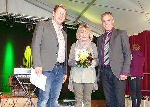 "Frankenh&auml;user Blumensommer" Im Rahmen des Frankenh&auml;user Bauernmarktes fand die Auswertung der Aktion "Frankenh&auml;user Blumensommer" 2017