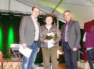 "Frankenh&auml;user Blumensommer" Im Rahmen des Frankenh&auml;user Bauernmarktes fand die Auswertung der Aktion "Frankenh&auml;user Blumensommer" 2017