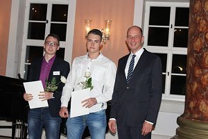  Ausgezeichnete Pr&uuml;fungsleistungen belohnt