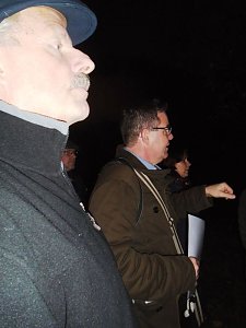 Eric Schramm beim Erläutern der Flurnamen