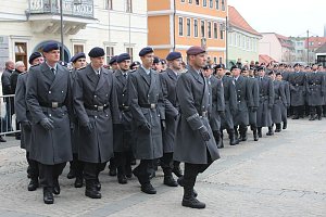 Soldatinnen und Soldaten vereidigt