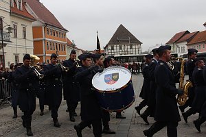Soldatinnen und Soldaten vereidigt