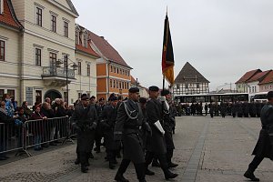 Soldatinnen und Soldaten vereidigt