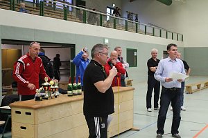 Cup-Verteidiger wurde gefordert