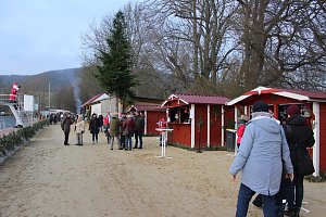 4. Weihnachtsmarkt am Bebraer Teich