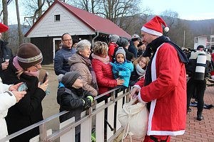 4. Weihnachtsmarkt am Bebraer Teich