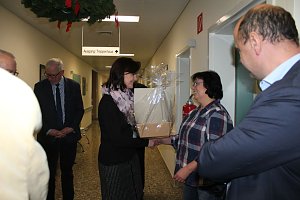 Weihnachtsbesuche in den DRK-Krankenh&auml;usern