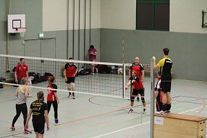 Volleyballturnier mit Rekordbeteiligung gestartet