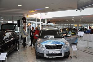 Messe im Autohaus Peter