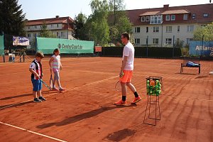 Tennisanlage offen