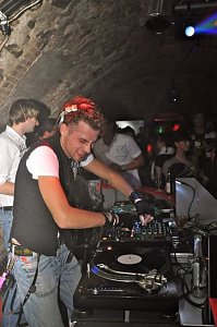 Funky  Kitchen NDH Tunes Clubtour im Grease