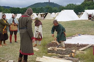 Handwerkermarkt zum Mitsommer