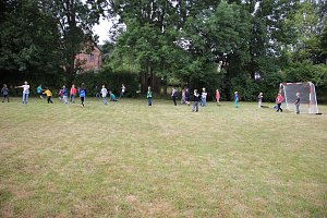 Schwimmbadfest mit der Fachschule