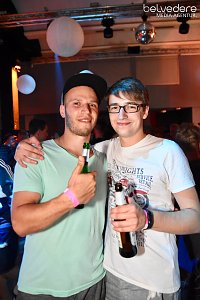 In den Sonntag hinein wurde in Nordhausen nicht nur auf den Plätzen und Straße in der Innenstadt gefeiert, nach dem Ende Altstadtfest-Samstags ging es im Jugendclubhaus weiter...