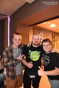In den Sonntag hinein wurde in Nordhausen nicht nur auf den Plätzen und Straße in der Innenstadt gefeiert, nach dem Ende Altstadtfest-Samstags ging es im Jugendclubhaus weiter...