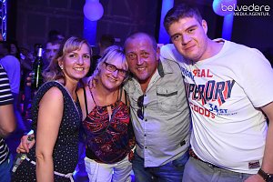 In den Sonntag hinein wurde in Nordhausen nicht nur auf den Plätzen und Straße in der Innenstadt gefeiert, nach dem Ende Altstadtfest-Samstags ging es im Jugendclubhaus weiter...