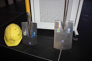 Gemeinschaftsschule in Greu&szlig;en &uuml;bergeben