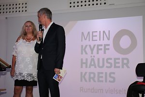 Gemeinschaftsschule in Greu&szlig;en &uuml;bergeben