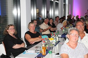 Gemeinschaftsschule in Greu&szlig;en &uuml;bergeben