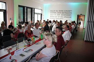 An dieser Schule werden modernste Lernbedingungen geboten