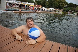 Erste Weltmeister im Brustr&uuml;ckw&auml;rtsschwimmen