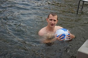 Erste Weltmeister im Brustr&uuml;ckw&auml;rtsschwimmen