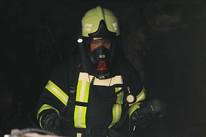 Eine Verletzte bei Wohnhausbrand (Update)