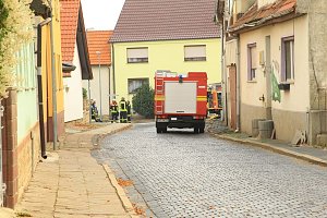 Eine Verletzte bei Wohnhausbrand (Update)