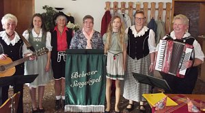 Herbstfest im WB 4 mit Bebraer Singv&ouml;geln gefeiert