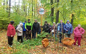 Behindertenverband an der Mutterblutbuche