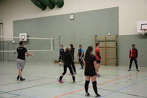 Volleyballturnier gestartet