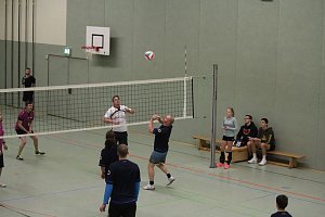 Volleyballturnier gestartet