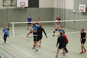 Volleyballturnier gestartet