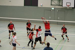 Volleyballturnier gestartet