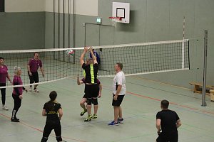Volleyballturnier gestartet