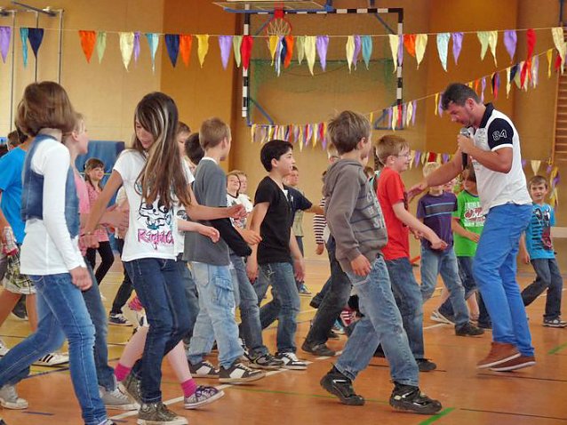 F&ouml;rdermittel Turnhalle und Schulverweigerer