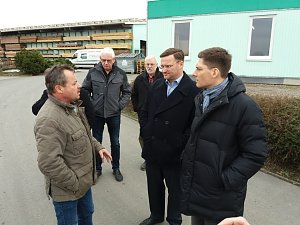 Ost- und Mittelstandsbeauftragter bei Firmenbesuch