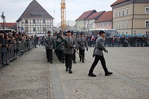Vereidigung auf dem Markt