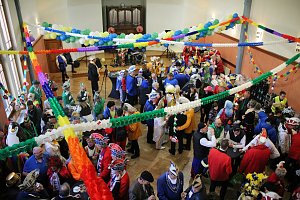 Rosenmontagsumzug nass gemacht