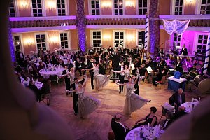 Venezianischer Maskenball