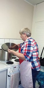 Ein neues Theatertanzst&uuml;ck der Kulturgruppe Kontakt" steht!