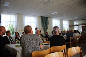 In den verdienten Ruhestand verabschiedet