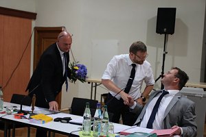 Positionen besetzt - Frauen "Mangelware"