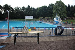 Traditionelles Schwimmbadfest der GS Franzberg