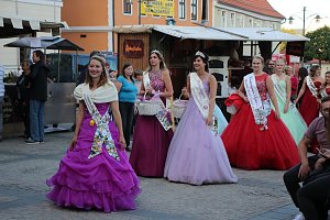 Erfolgreich ins Weinfest gestartet