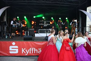 Erfolgreich ins Weinfest gestartet