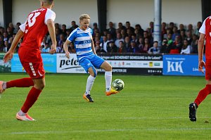 1:0 Wacker besiegt RWE