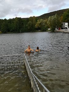 Letztes Abbaden am Bebraer Teich