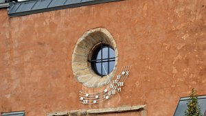 Basteln, Sonnenuhr, neues Gesch&auml;ft und mehr